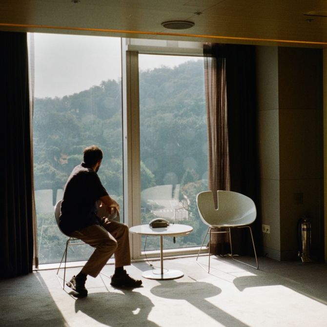 Hotel in Seoul – Self Portait 2