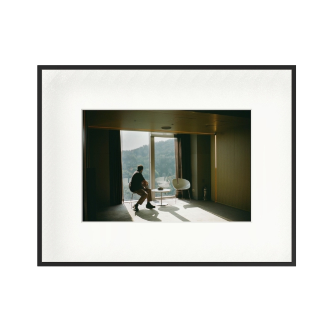 Hotel in Seoul – Self Portait 2